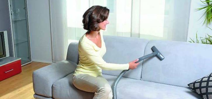 Якого догляду вимагають м’які меблів