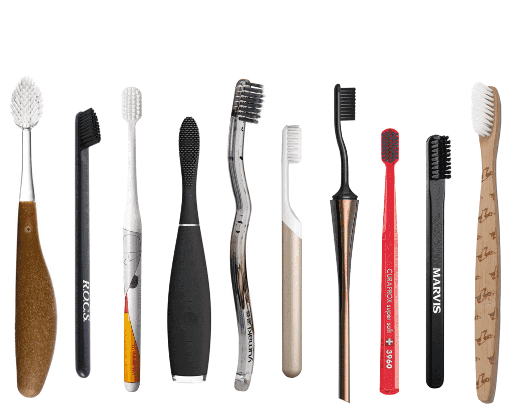 На що слід орієнтуватися при виборі зубної щітки