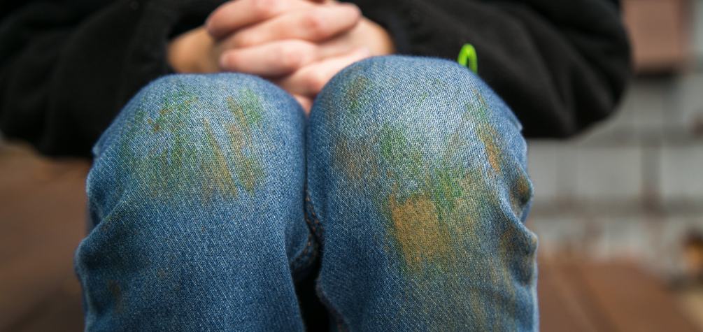 Як відіпрати пляму від трави: поради та хитрощі