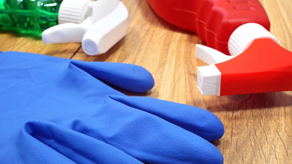 Як підібрати мийний засіб для ванної кімнати?