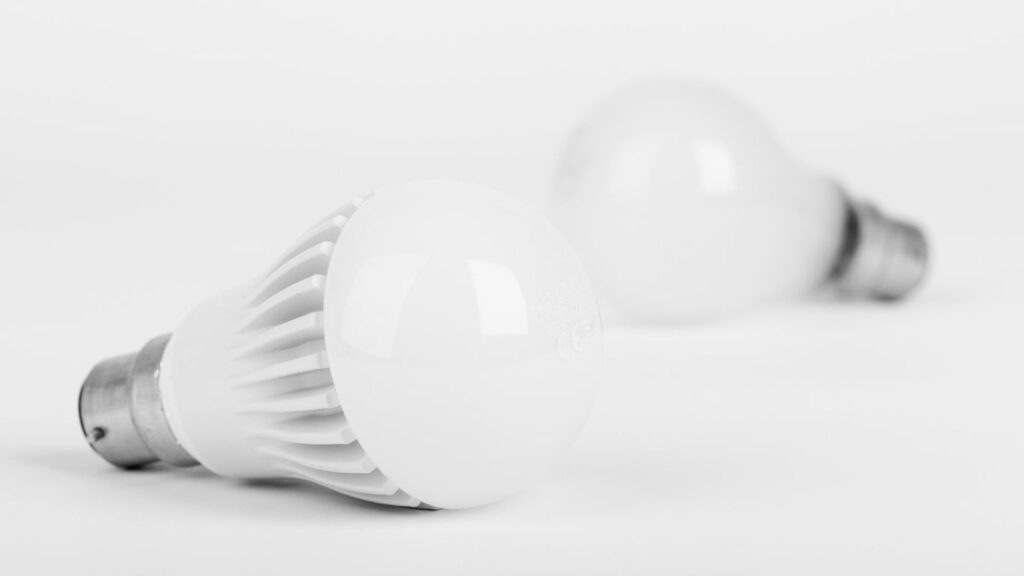 Світлодіодні лампочки – переваги і недоліки?