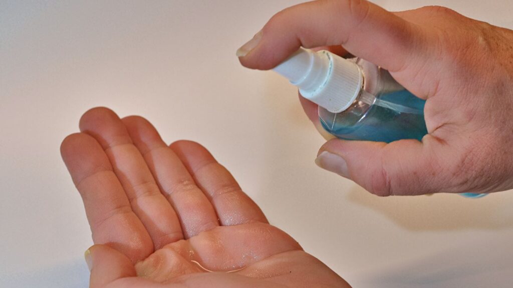 Як вибрати правильний засіб для дезінфекції: поради та рекомендації