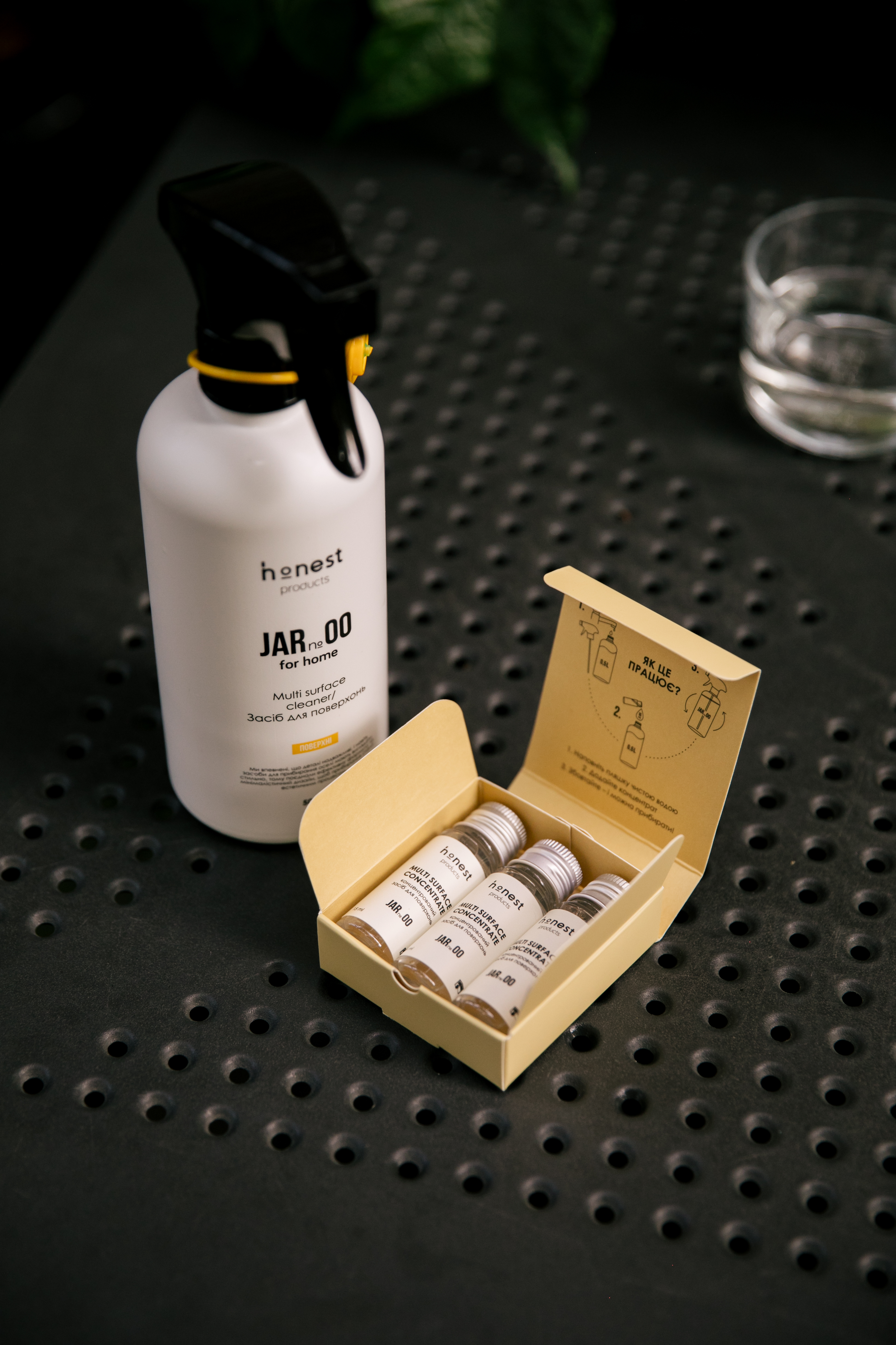 Набір з рефілом засіб для поверхонь